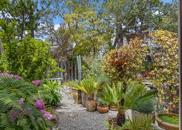 4069 Twin Briar Cottage 5