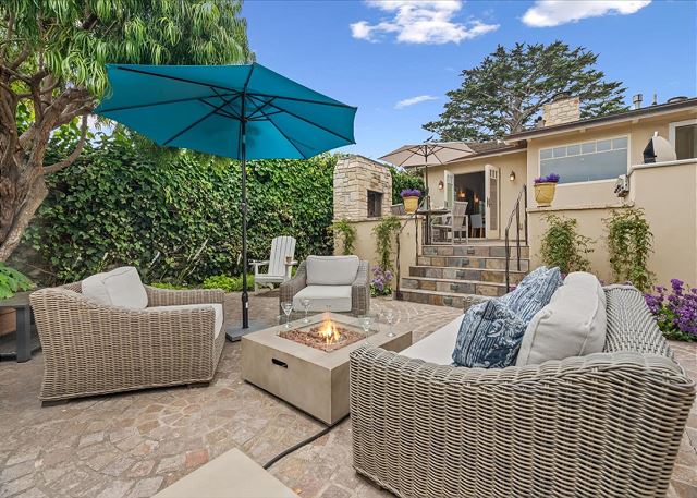 4080 Coastal Jayhawk Cottage 2