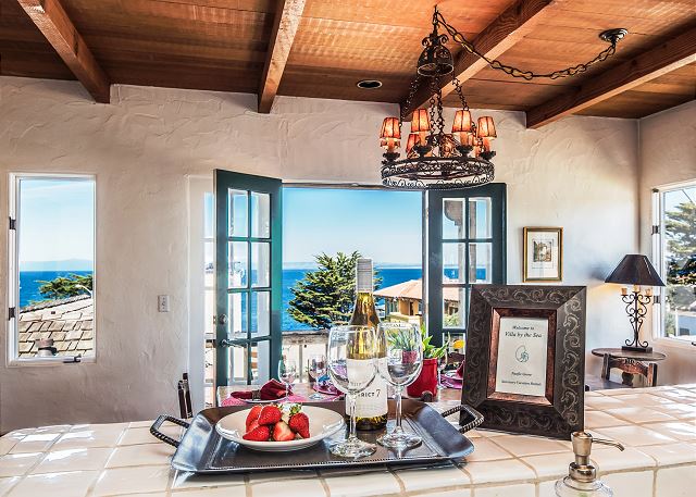 3263 Villa by the Sea