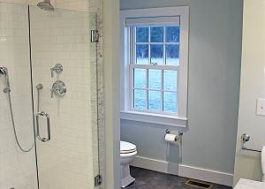 Master bedroom bathroom