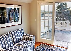 Second floor sitting room