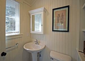 Guest house bathroom