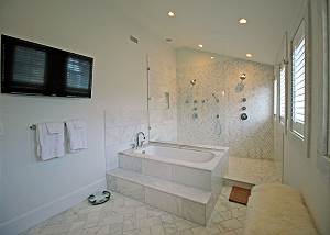 Master bedroom bathroom