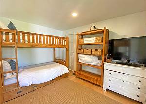 First floor Bunk bedroom