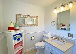 2nd Floor Half Bath