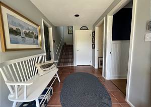 First floor entry way