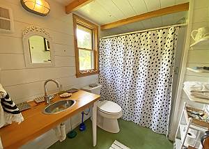 Guest house bathroom