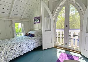 Second floor Twin bedroom