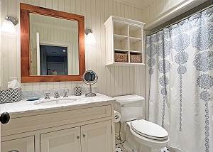 Lower level Twin bedroom bathroom