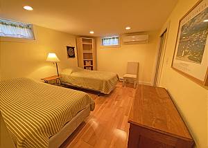 Lower level Twin bedroom