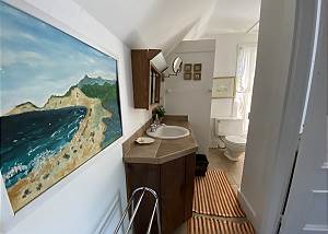 2nd Floor Bathroom