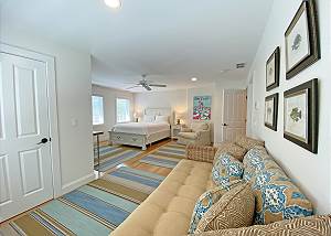Second floor Queen bedroom