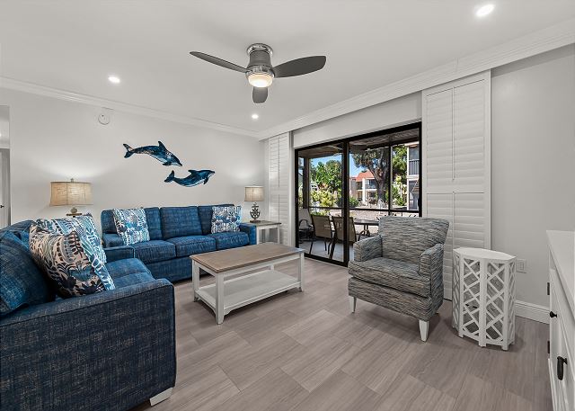 #1041 Sanibel Moorings Courtyard View