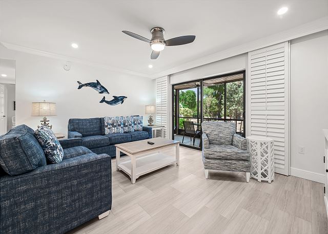 #1041 Sanibel Moorings Courtyard View