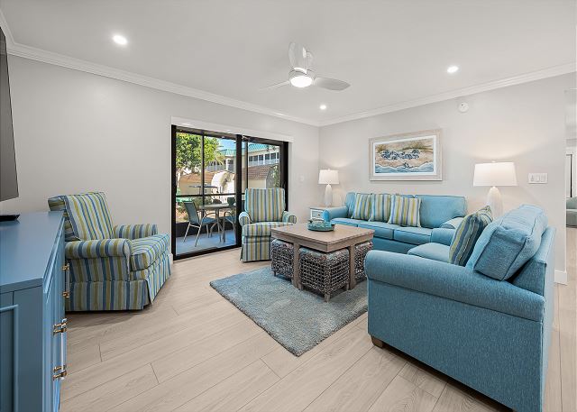 #1131 Sanibel Moorings Courtyard View