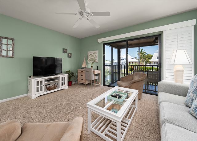 #1632 Sanibel Moorings Dock View