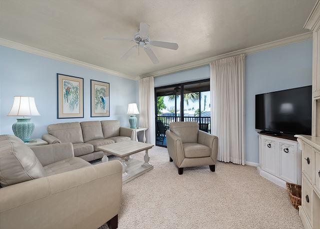 #1642 Sanibel Moorings Dock View