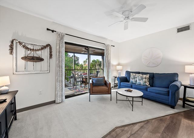 #212 Sanibel Moorings Courtyard View