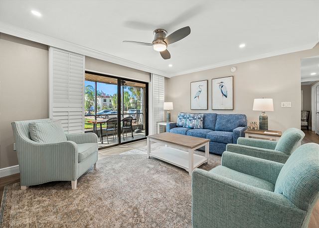 #611 Sanibel Moorings Courtyard View