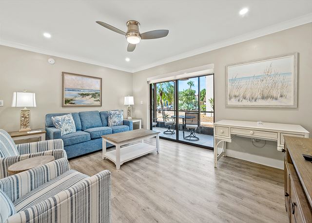 #811 Sanibel Moorings Courtyard View