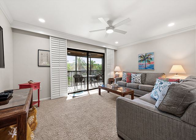 #822 Sanibel Moorings Courtyard View