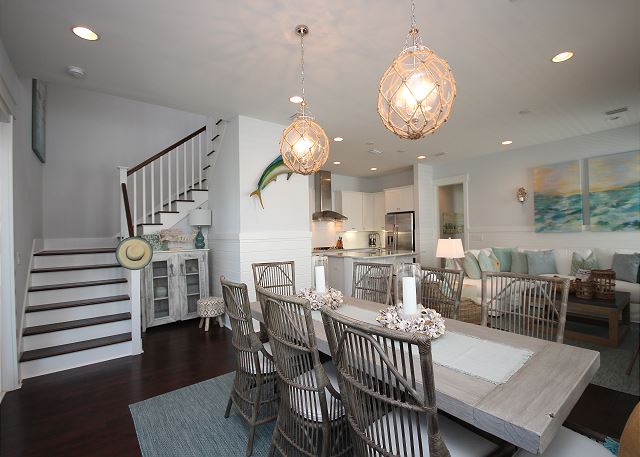 Open Living & Dining Space Open Living & Dining Space