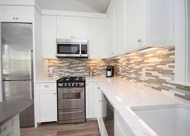 Full Stainless Kitchen Full Stainless Kitchen