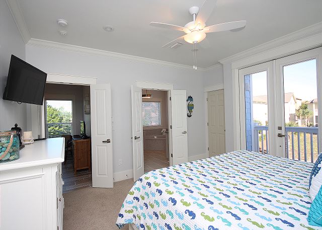 King Master Retreat with Private Bath King Master Retreat with Private Bath