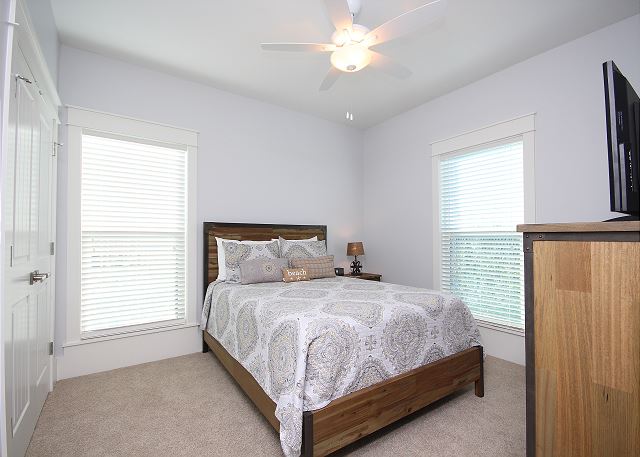 Queen Guest Bedroom with Flat Screen TV Queen Guest Bedroom with Flat Screen TV
