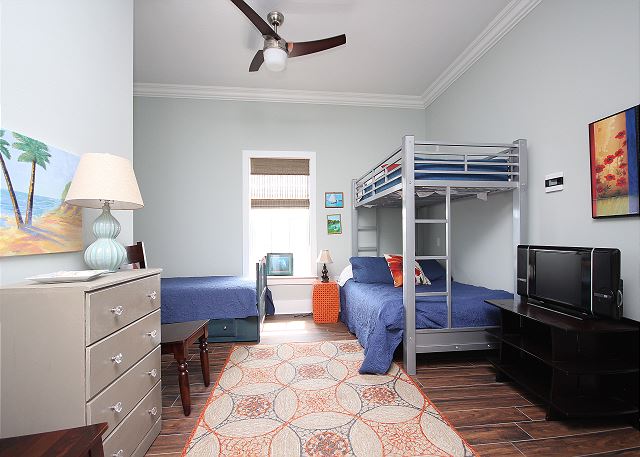 Bunk Room on Upstairs Landing (sleeps 4) with TV Bunk Room on Upstairs Landing (sleeps 4) with TV