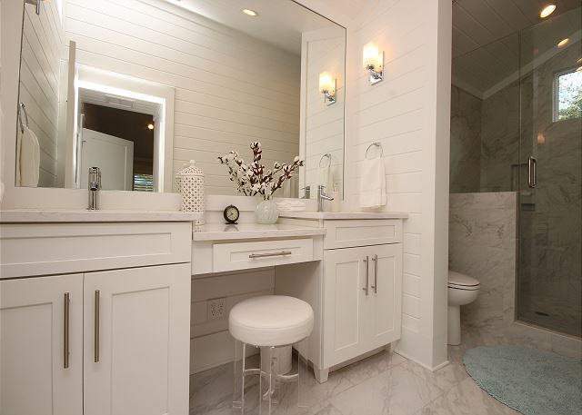 Master Bath (shower only) with Vanity Master Bath (shower only) with Vanity