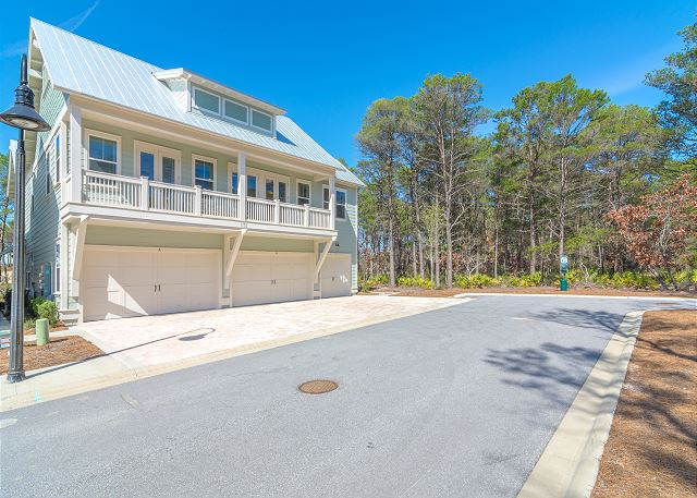 Secluded Property with Natural Wooded Lot Secluded Property with Natural Wooded Lot
