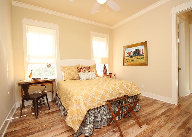 2nd Queen Guest Bedroom Upstairs with Private Bath 2nd Queen Guest Bedroom Upstairs with Private Bath