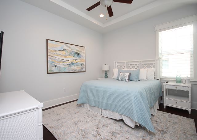 KING Master Bedroom Downstairs KING Master Bedroom Downstairs