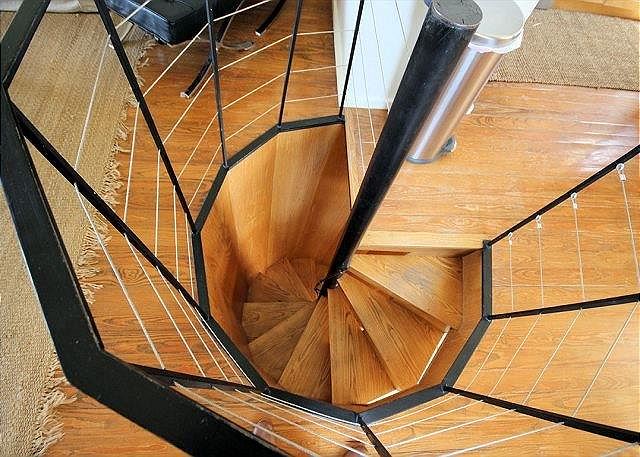 Spiral Staircase to Downstairs Master Spiral Staircase to Downstairs Master