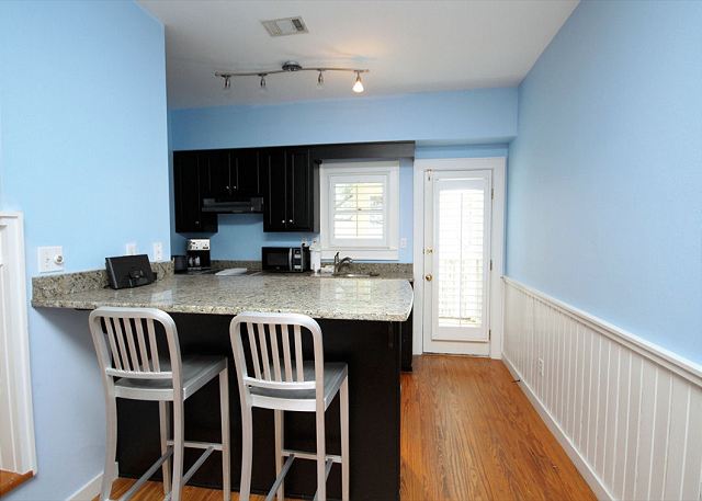 Eat-In Kitchen - Bar Seating for 2 Eat-In Kitchen - Bar Seating for 2