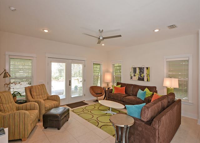 Living Area Living Area