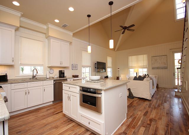 Gorgeous Open Kitchen & Living Space Gorgeous Open Kitchen & Living Space