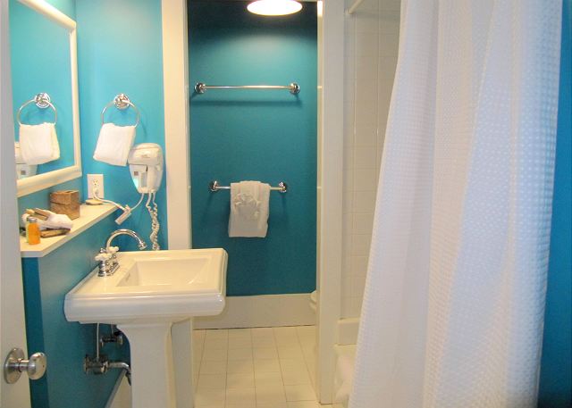 Bathroom 1 Bathroom 1