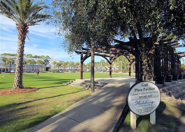 Outdoor Green Space & Amphitheater Outdoor Green Space & Amphitheater