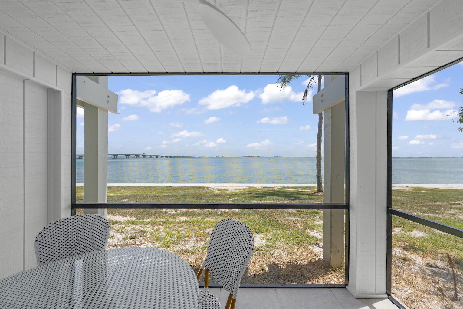 Mariner Pointe 1051 | Photo 2
