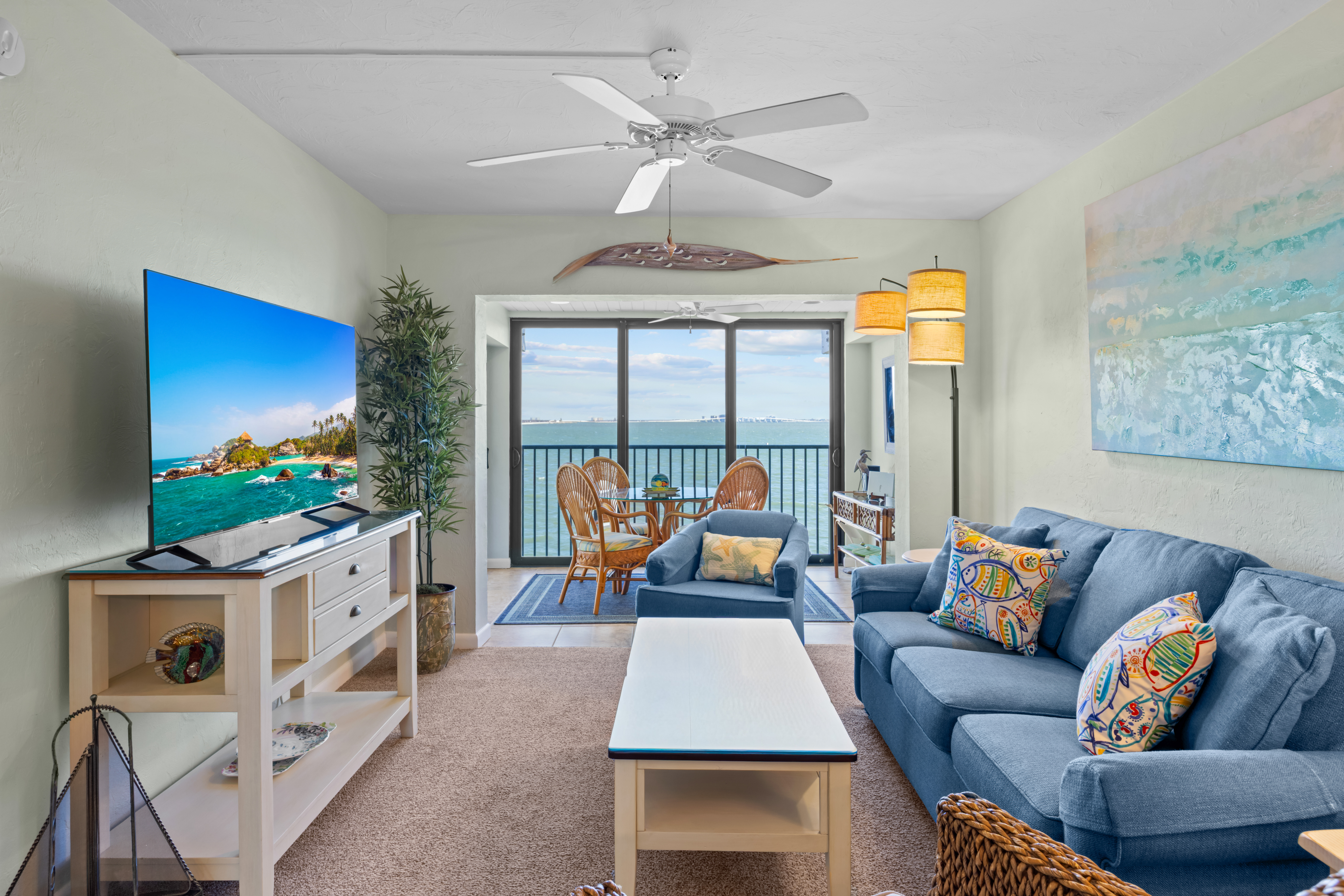 Mariner Pointe 1022 | Photo 2