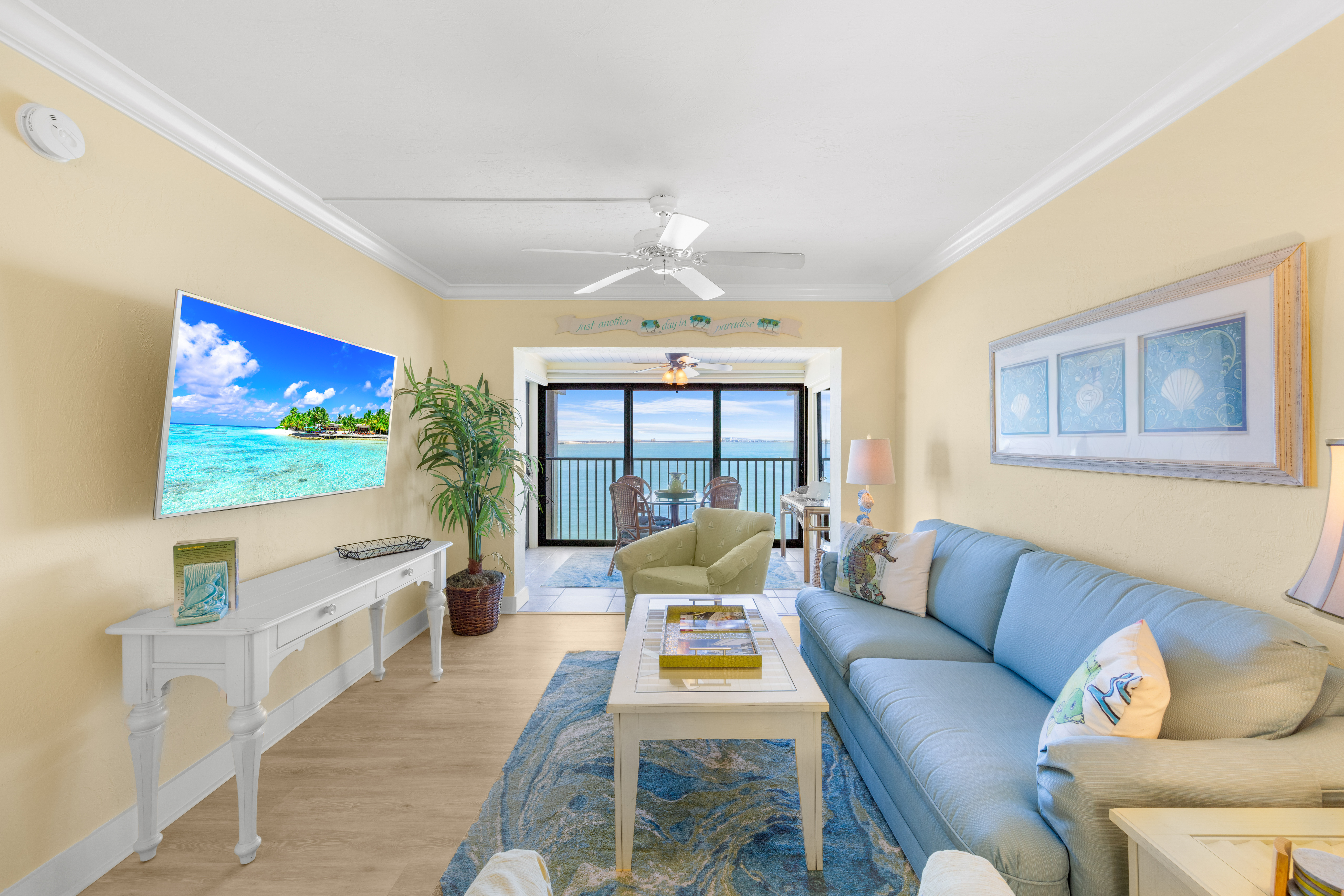 Mariner Pointe 1042 | Photo 2