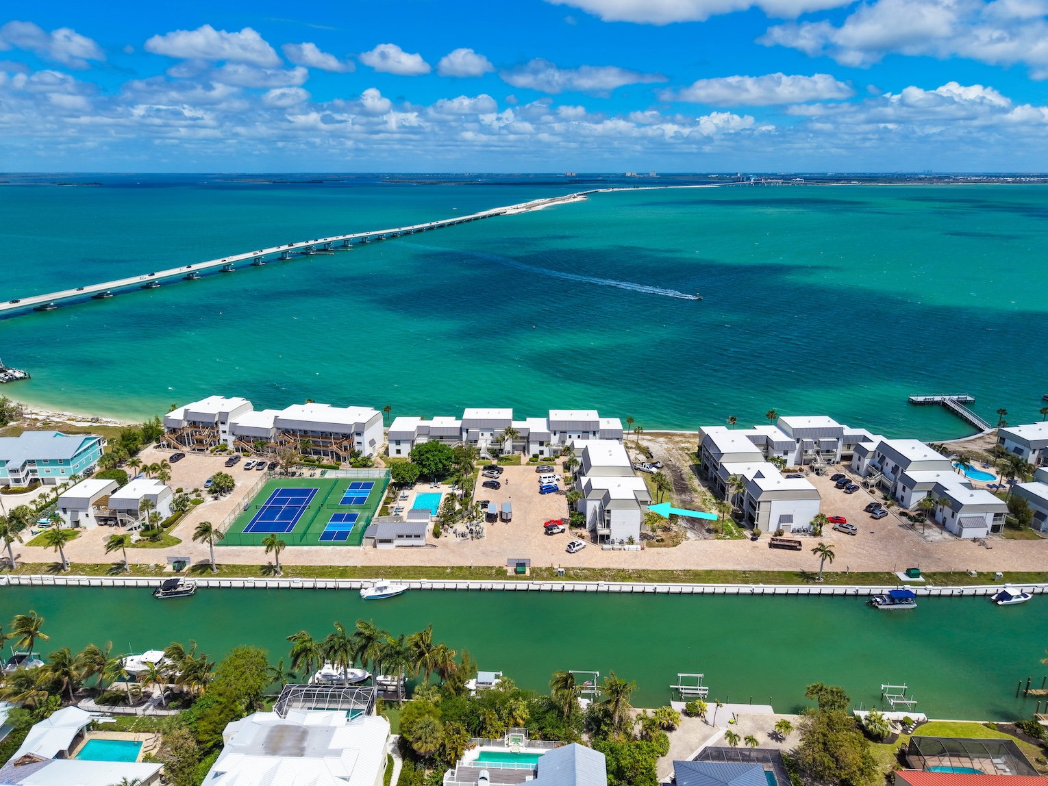 Mariner Pointe 813 | Photo 3