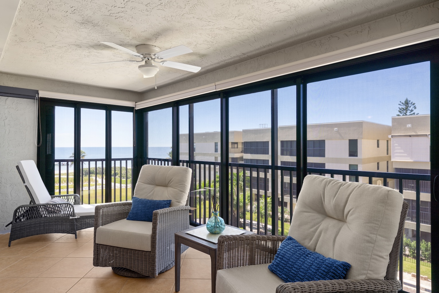 Kings Crown 309 | Photo 3