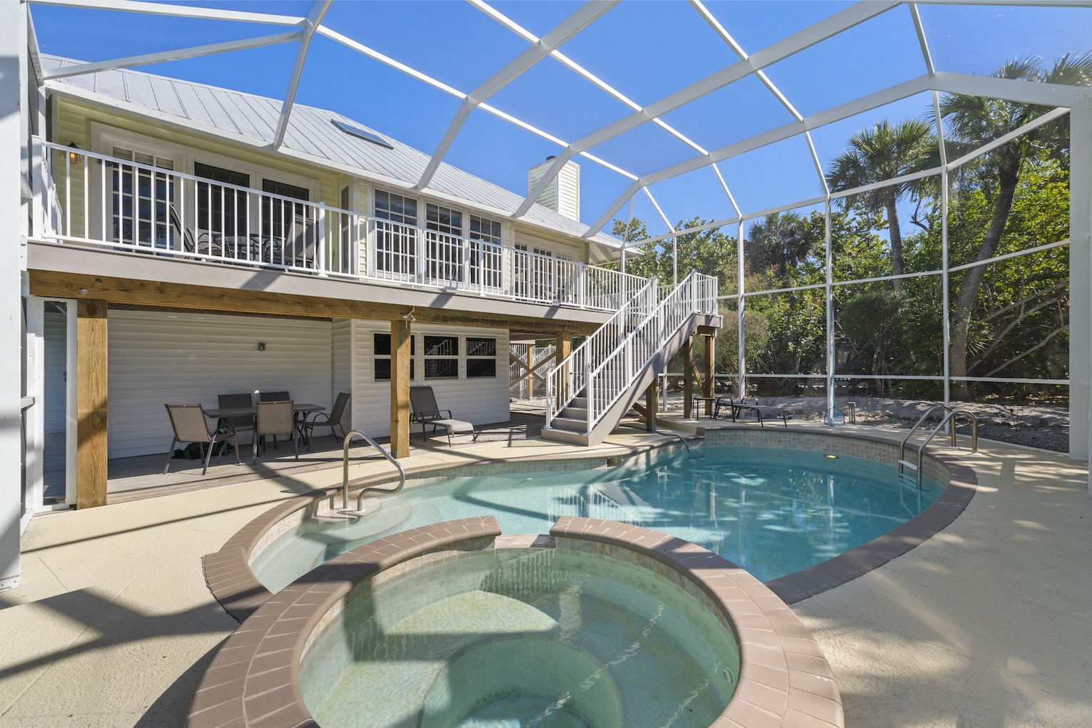 Lighthouse Lookout | Photo 2