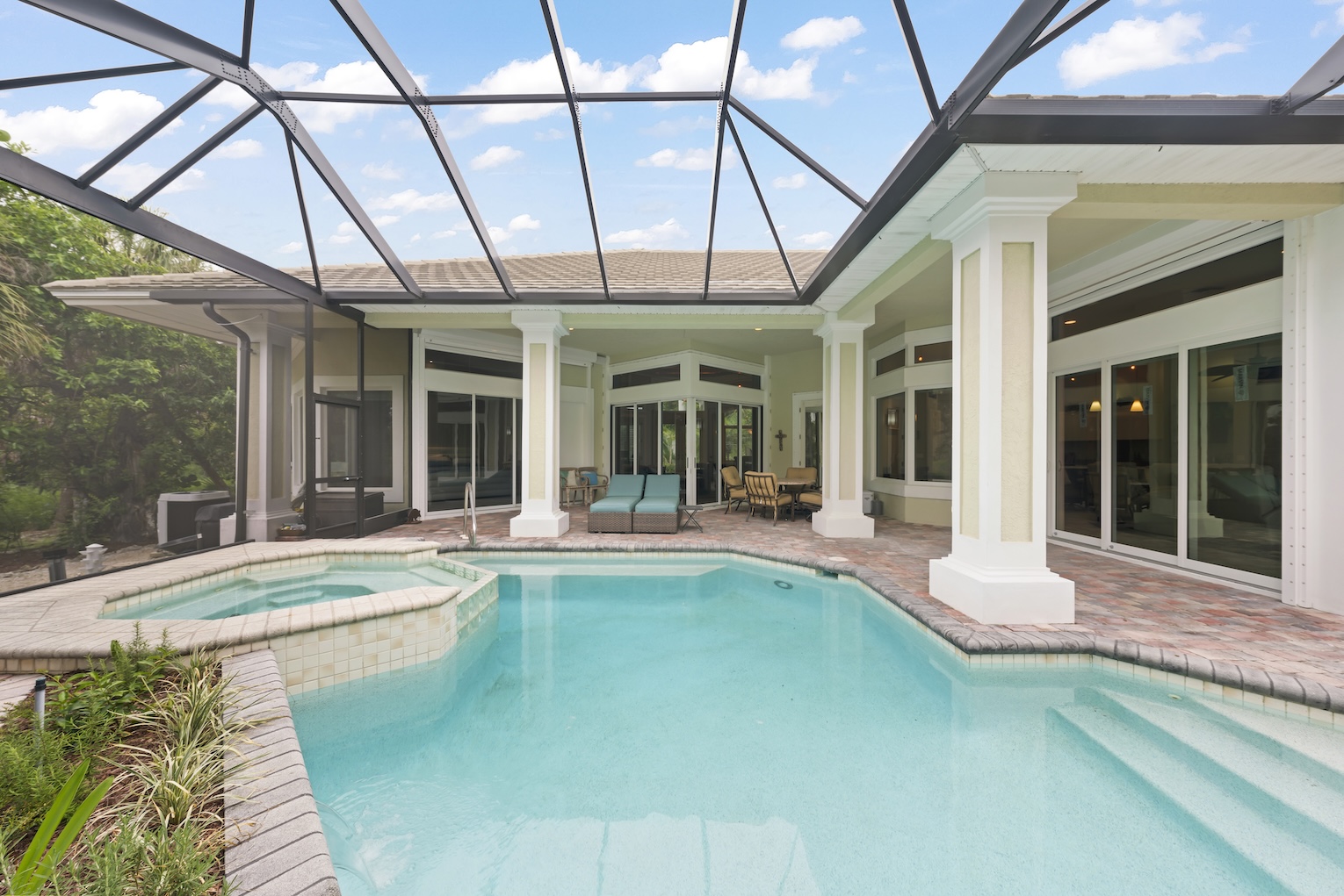 Sanctuary Chateau | Photo 2