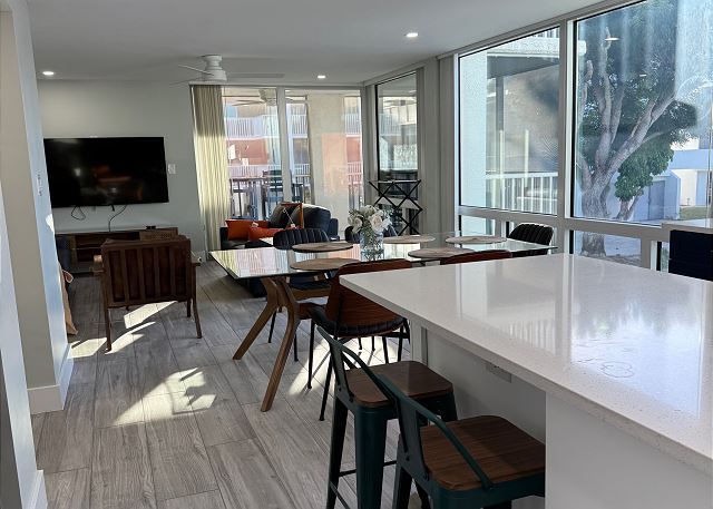 Island Beach Club 220A