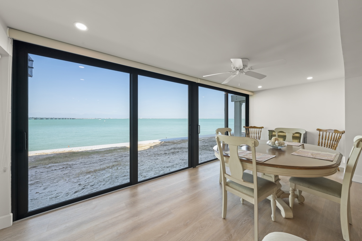 Mariner Pointe 941 | Photo 2