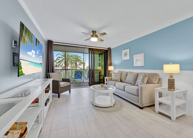 Sundial I201 | One Bedroom Sanibel Condo With Gulf Views! 